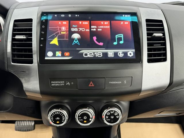 一手車，原廠保養，僅實跑12萬多公里，升級安卓機，只要10幾萬~!歡迎賞車  第14張相片