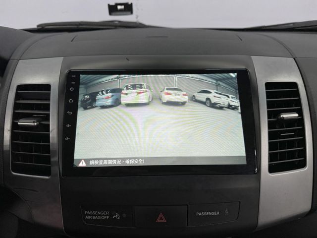 一手車，原廠保養，僅實跑12萬多公里，升級安卓機，只要10幾萬~!歡迎賞車  第15張相片