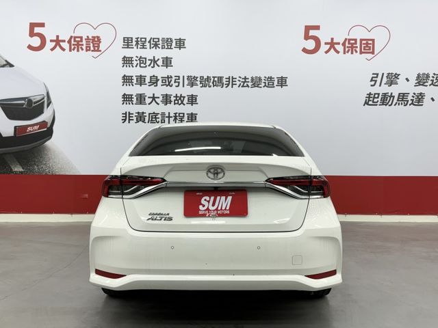 一手認證漂亮車，原鈑件保證，僅跑3萬公里，有免鑰匙、盲點的豪華+版本!內外如新，歡迎賞車  第5張相片