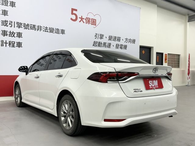 一手認證漂亮車，原鈑件保證，僅跑3萬公里，有免鑰匙、盲點的豪華+版本!內外如新，歡迎賞車  第6張相片