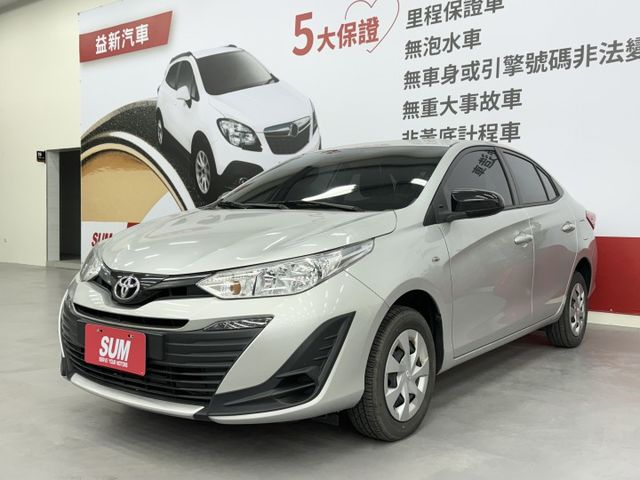 一手漂亮車，認證原鈑件! 只跑1萬多公里，原廠保養，內外如新，只要30幾萬可以全額貸款，實車在店，歡迎賞車  第1張相片