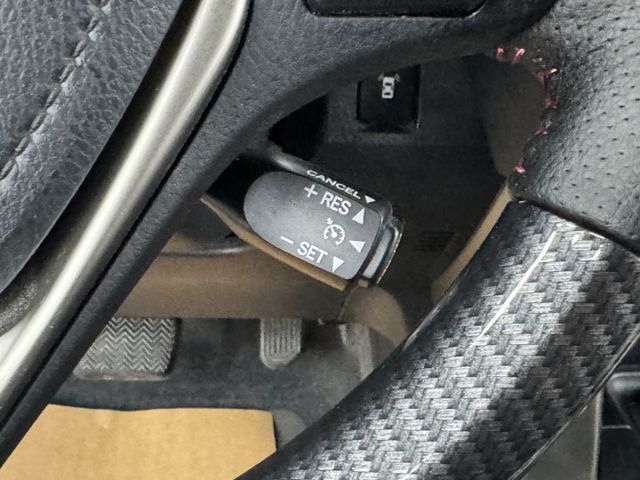 一手媽媽車，認證原鈑件保證，原廠保養，車況漂亮無待修~! 下定即贈安卓機，可以全額貸款，實車在店，歡迎賞車  第12張相片