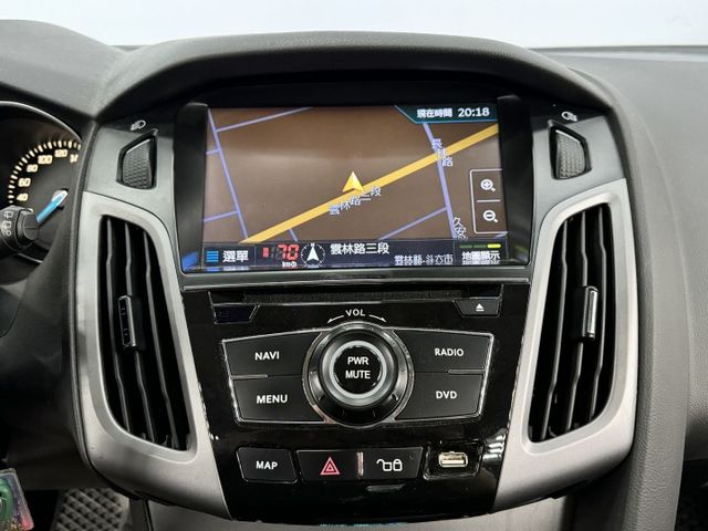 超優質代步車~!認證漂亮車，都在原廠保養1.6汽油版，省油省稅金，只要10幾萬即可入手，可以全額貸款，實車在店，歡迎賞車  第13張相片