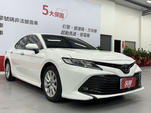 一手媽媽車，認證漂亮車，原鈑件保證~! 只要40幾萬入手8代CAMRY，實車在店，歡迎賞車  第3張相片