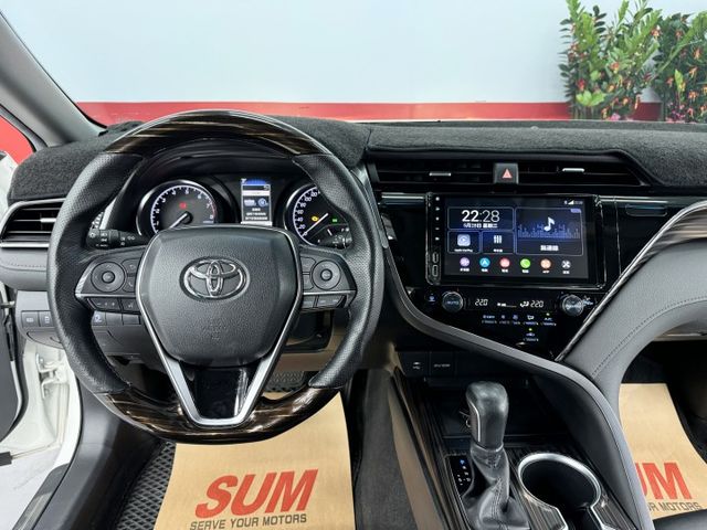 一手媽媽車，認證漂亮車，原鈑件保證~! 只要40幾萬入手8代CAMRY，實車在店，歡迎賞車  第10張相片
