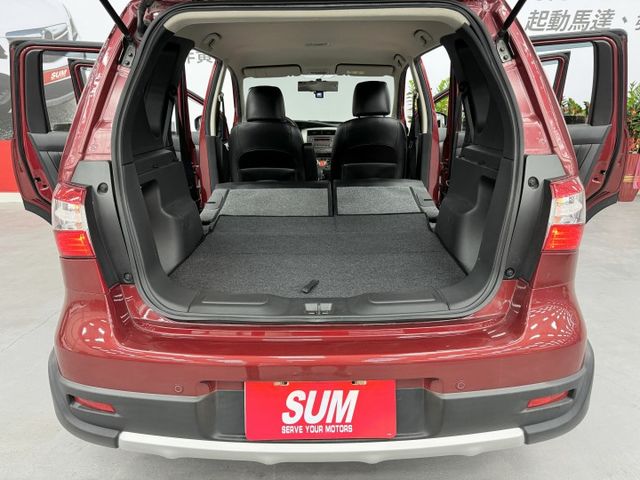一手車，只跑2萬公里 ! 里程保證，認證漂亮車，豪華版本，有恆溫、抬頭顯示器、盲點，實車在店，可以全額貸，歡迎賞車  第18張相片