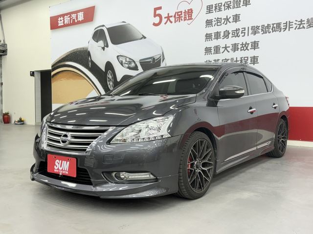 超優質代步車，一手認證漂亮車，僅實跑9萬多公里，稀有低里程，旗艦版 有免鑰匙、定速、恆溫，可以全額貸，實車在店，歡迎賞車  第1張相片