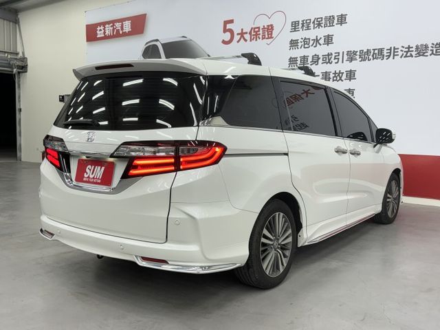 超漂亮7人座，頂級APEX版本，一手認證車，原鈑件保證，僅實跑7萬公里原廠保養，ACC跟車、雙電滑門，實車在店，歡迎賞車  第4張相片