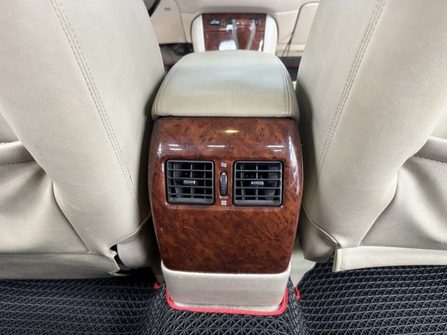 比摩托車還便宜~只要8萬8，優質舒適代步車，僅實跑12萬公里，有安卓機了，遮風避雨最佳選擇，歡迎賞車  第16張相片