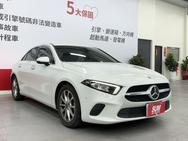 一手認證車，原鈑件保證，僅實跑3萬多公里! 1.3的省稅小排氣帶給您大馬力~內外如新，氣氛漂亮，實車在店，歡迎賞車  第3張相片
