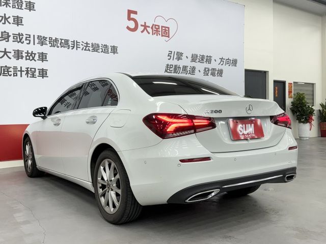 一手認證車，原鈑件保證，僅實跑3萬多公里! 1.3的省稅小排氣帶給您大馬力~內外如新，氣氛漂亮，實車在店，歡迎賞車  第6張相片