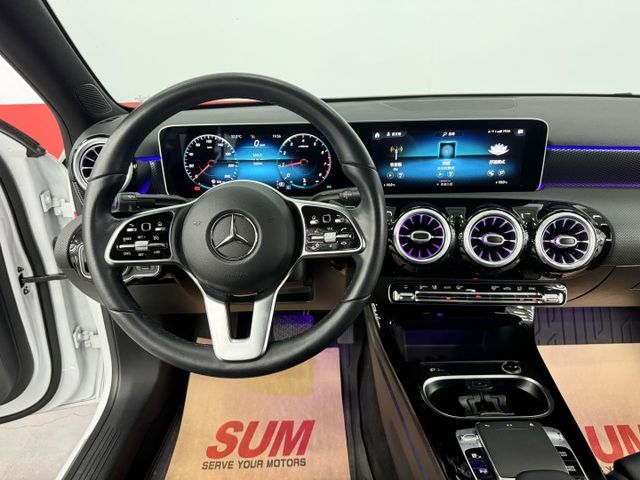 一手認證車，原鈑件保證，僅實跑3萬多公里! 1.3的省稅小排氣帶給您大馬力~內外如新，氣氛漂亮，實車在店，歡迎賞車  第10張相片