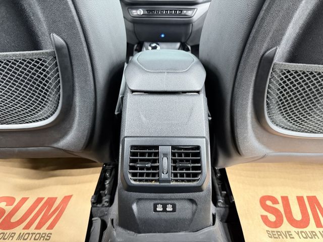 認證一手女用漂亮車，原鈑件保證，僅實跑6萬公里，全原廠保養，車況無待修，內外如新，質感滿分的轎跑，歡迎賞車  第17張相片