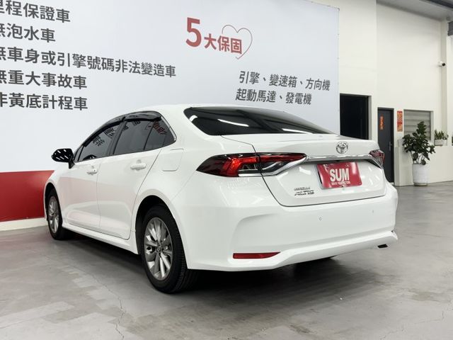 一手認證漂亮車，原鈑件保證，只有實跑7萬公里全原廠保養，車況無待修，可以全額貸，歡迎賞車  第6張相片