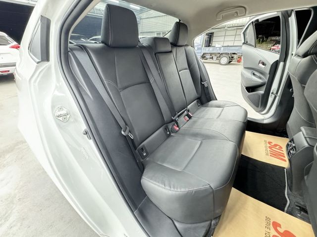 一手認證漂亮車，原鈑件保證，只有實跑7萬公里全原廠保養，車況無待修，可以全額貸，歡迎賞車  第15張相片