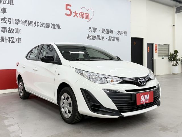 一手認證漂亮車，原鈑件保證，里程數只跑9千多公里，整車內外如新，超優質代步車，可以全額貸款，歡迎賞車  第3張相片