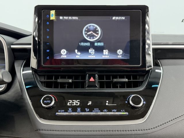 一手認證漂亮車，原鈑件保證，實跑3萬多公里原廠保養，內外如新，可以全額貸歡迎賞車  第12張相片