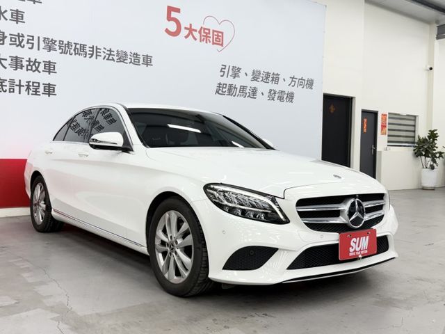 小改款後C200，一手認證漂亮車，原鈑件保證，里程保證只有實跑4萬多公里，內外如新，可以全額貸款，歡迎賞車  第3張相片