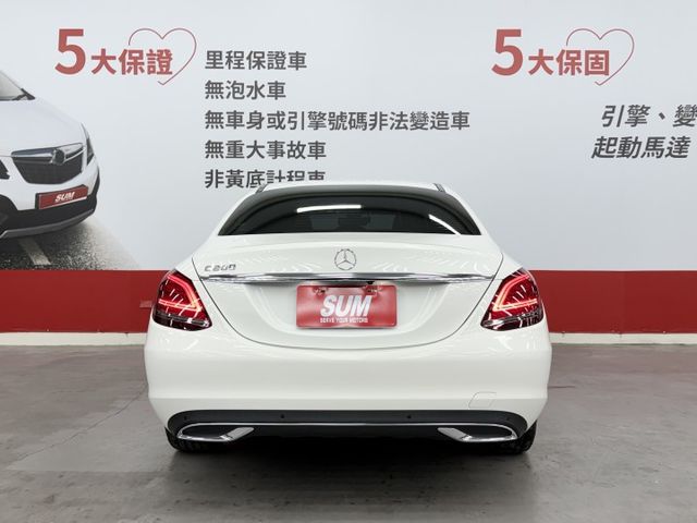 小改款後C200，一手認證漂亮車，原鈑件保證，里程保證只有實跑4萬多公里，內外如新，可以全額貸款，歡迎賞車  第5張相片