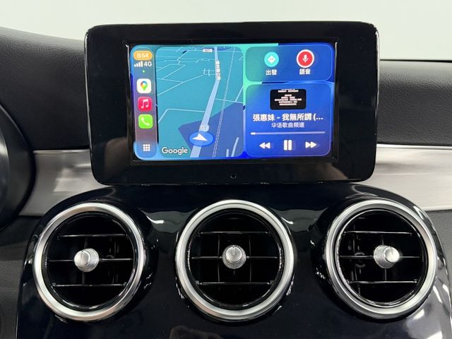 小改款後C200，一手認證漂亮車，原鈑件保證，里程保證只有實跑4萬多公里，內外如新，可以全額貸款，歡迎賞車  第12張相片