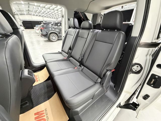 一手認證漂亮車，原鈑件保證，TDi  LIFE版本，ACC、車道維持、CAR PLAY，優質7人座配備滿滿，歡迎賞車  第16張相片