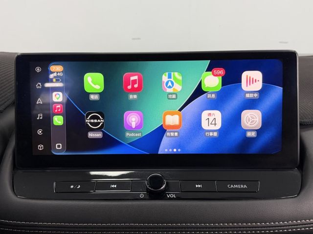 一手認證漂亮車，原鈑件保證，頂級旗艦版配備滿滿，實跑3萬多公里原廠保養，4條輪胎剛換，可以全貸歡迎賞車  第12張相片