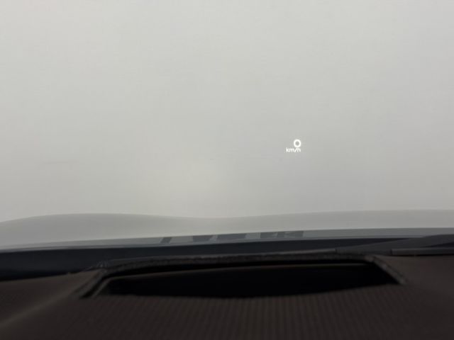 一手認證漂亮車，原鈑件保證，頂級旗艦版配備滿滿，實跑3萬多公里原廠保養，4條輪胎剛換，可以全貸歡迎賞車  第19張相片