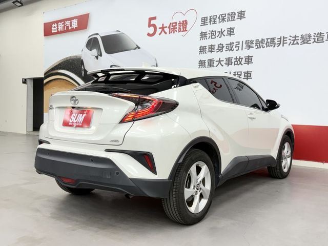 一手認證漂亮車，全程原廠保養，車況頭好壯壯，稀有頂級4WD版本搭配渦輪引擎，穿梭自如的小鋼砲，可以全額貸款，歡迎賞車  第4張相片