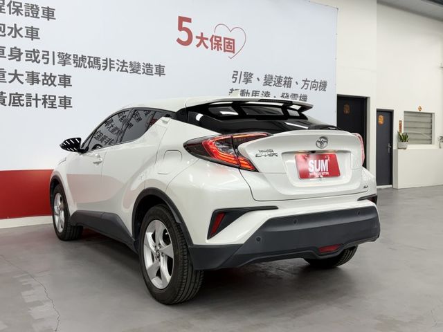 一手認證漂亮車，全程原廠保養，車況頭好壯壯，稀有頂級4WD版本搭配渦輪引擎，穿梭自如的小鋼砲，可以全額貸款，歡迎賞車  第6張相片