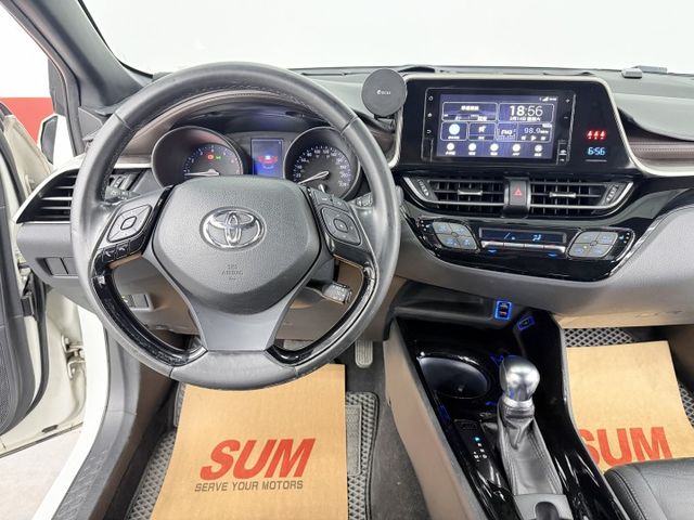 一手認證漂亮車，全程原廠保養，車況頭好壯壯，稀有頂級4WD版本搭配渦輪引擎，穿梭自如的小鋼砲，可以全額貸款，歡迎賞車  第10張相片