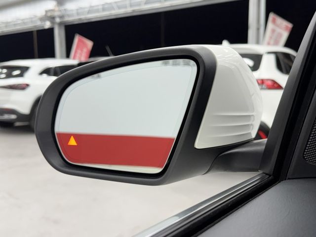 台灣一手女用車，已完成第三方認證，摸門、柏林、全景、CAR PLAY，配備滿滿，可以全額貸，歡迎賞車  第20張相片