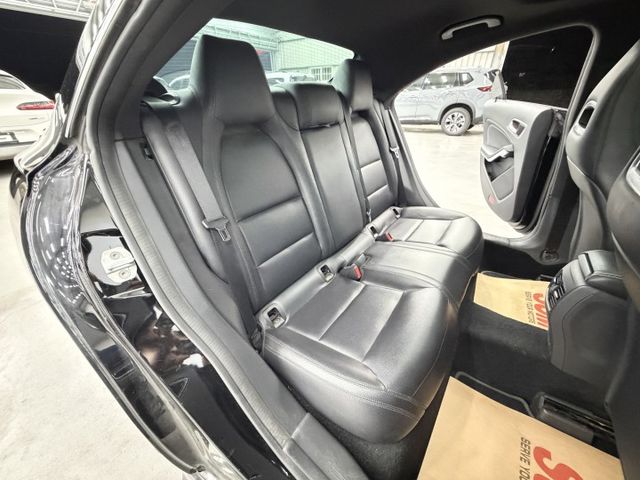 台灣一手車，認證漂亮車原鈑件保證，剛花6萬多整理，車況健康，可以全額貸款，歡迎賞車  第17張相片