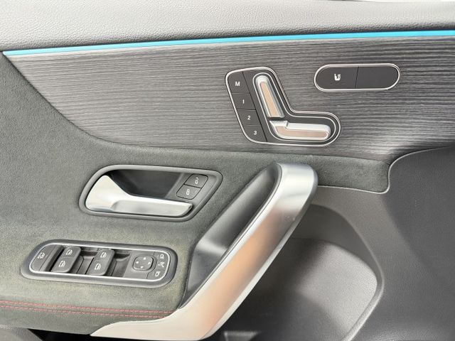 外匯A250 4MATIC 小鋼炮，台灣一手漂亮車，認證原鈑件保證，僅實跑5萬多公里，氣氛漂亮，可以全額貸款，歡迎賞車  第18張相片