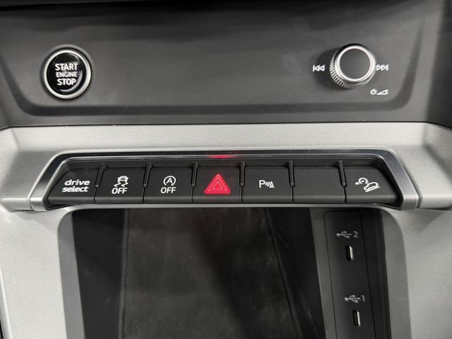 SPORTBACK 一手認證漂亮車，原鈑件保證，只實跑3萬公里，原廠保養，配備滿滿，超高CP值，可以全額貸款，歡迎賞車  第14張相片