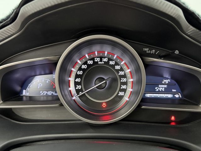 一手認證漂亮車，超低里程僅實跑5萬多公里，內外漂亮如新，剛花2萬多整理耗材，車況無待修，可以全額貸，歡迎賞車  第19張相片