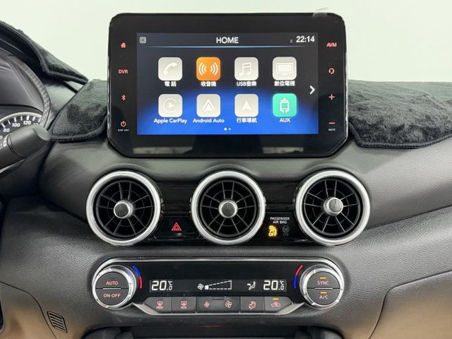 媽媽用漂亮認證車，僅實跑1萬多公里，里程保證，內外如新，NSE特仕版有JBL音響，車非常漂亮，可以全額貸，歡迎賞車  第12張相片