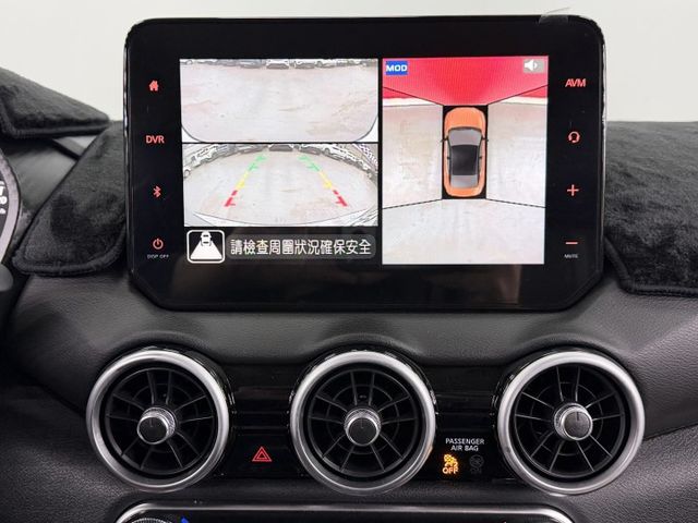 媽媽用漂亮認證車，僅實跑1萬多公里，里程保證，內外如新，NSE特仕版有JBL音響，車非常漂亮，可以全額貸，歡迎賞車  第13張相片