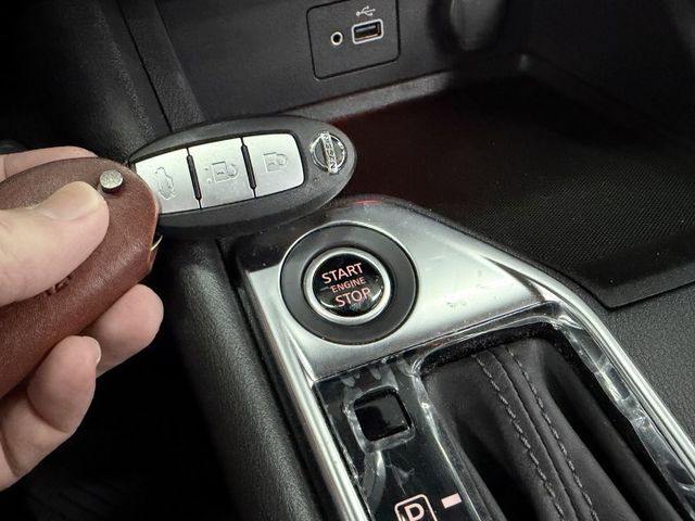 媽媽用漂亮認證車，僅實跑1萬多公里，里程保證，內外如新，NSE特仕版有JBL音響，車非常漂亮，可以全額貸，歡迎賞車  第20張相片