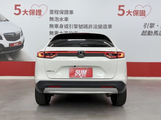 一手認證漂亮車，原鈑件保證，頂級PRESTIGE版本，僅實跑5萬公里原廠保養，車況內外漂亮，歡迎賞車  第5張相片