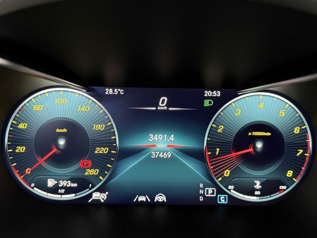 總代理一手董娘漂亮車，認證原鈑件，市場稀有的COUPE，僅實跑3萬多公里，有AMG、23P，內外漂亮如新，歡迎賞車  第17張相片