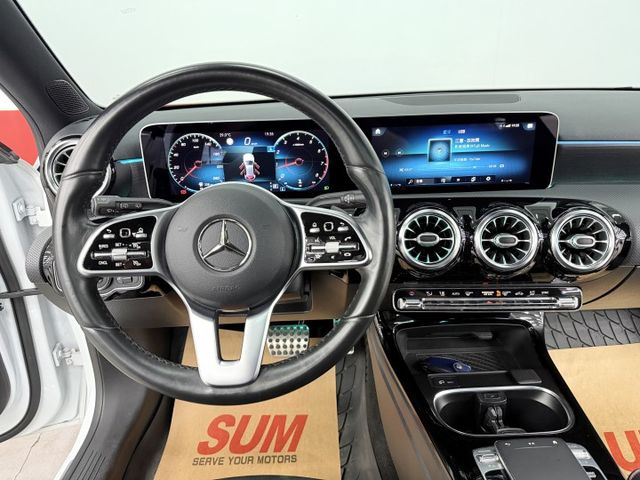 外匯A250 4MATIC 小鋼炮，台灣一手漂亮車，認證原鈑件保證，僅實跑5萬多公里，氣氛漂亮，可以全額貸款，歡迎賞車  第10張相片