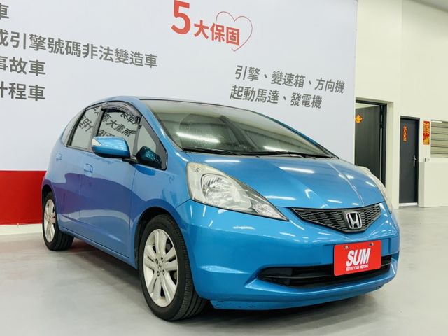 超漂亮代步小車，一手車已完成第三方認證，僅實跑14萬多公里，里程保證，全車無待修~歡迎賞車  第3張相片