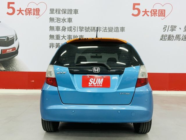 超漂亮代步小車，一手車已完成第三方認證，僅實跑14萬多公里，里程保證，全車無待修~歡迎賞車  第5張相片
