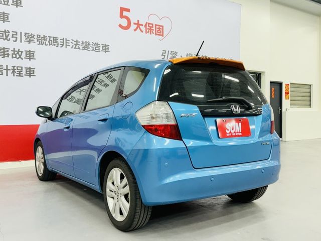 超漂亮代步小車，一手車已完成第三方認證，僅實跑14萬多公里，里程保證，全車無待修~歡迎賞車  第6張相片