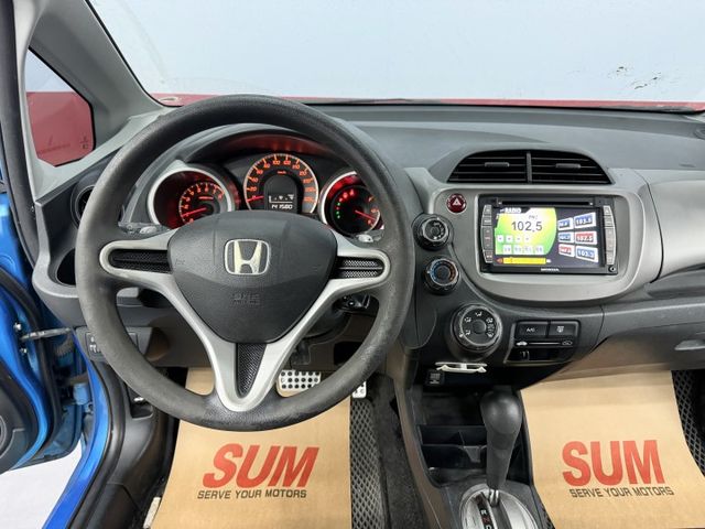 超漂亮代步小車，一手車已完成第三方認證，僅實跑14萬多公里，里程保證，全車無待修~歡迎賞車  第12張相片