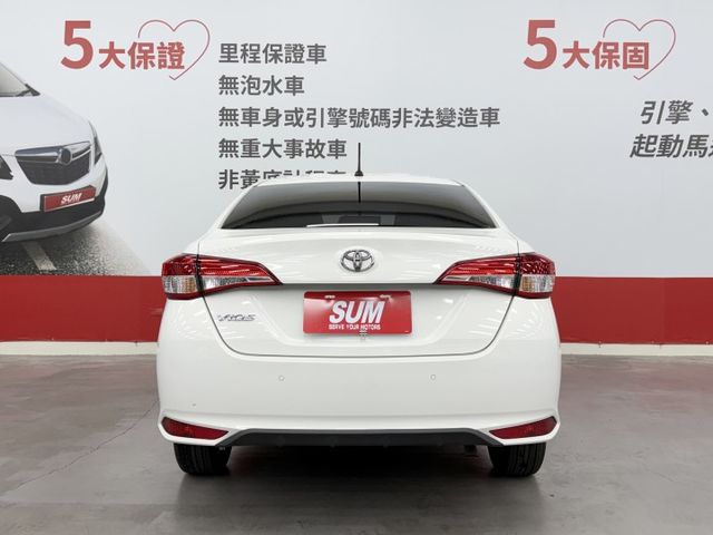 一手認證漂亮車，原鈑件保證，內外如新車況無待修，優質代步車~省油好保養，可以全額貸款，歡迎賞車  第5張相片