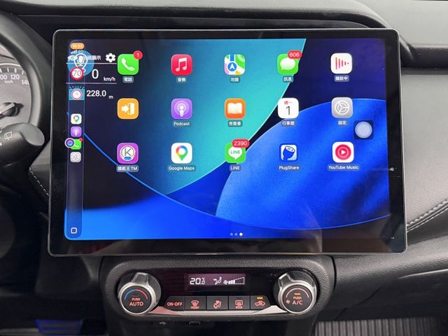特仕車哈騷版，認證漂亮車，頂級的智型旗艦規格，實跑8萬公里原廠保養，車況無待修，升級13吋安卓機，可以全額貸歡迎賞車  第14張相片