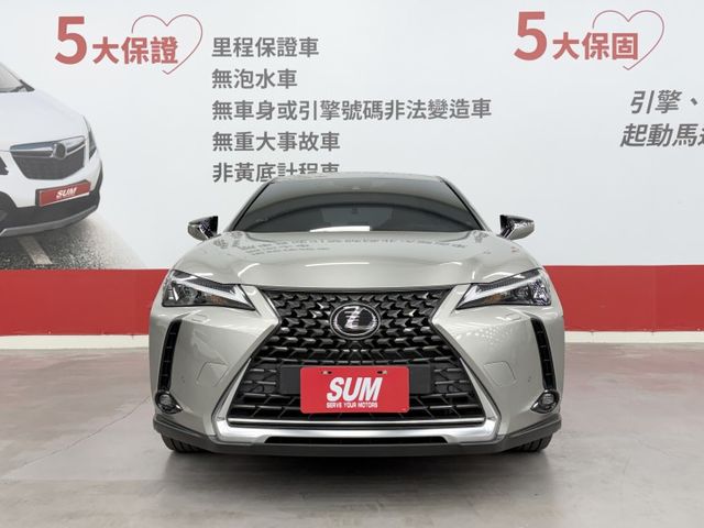 認證漂亮車，原鈑件保證，菁英PLUS版本，超低里程只有實跑2萬公里，內外如新買到賺到，可以全額貸，歡迎賞車  第2張相片