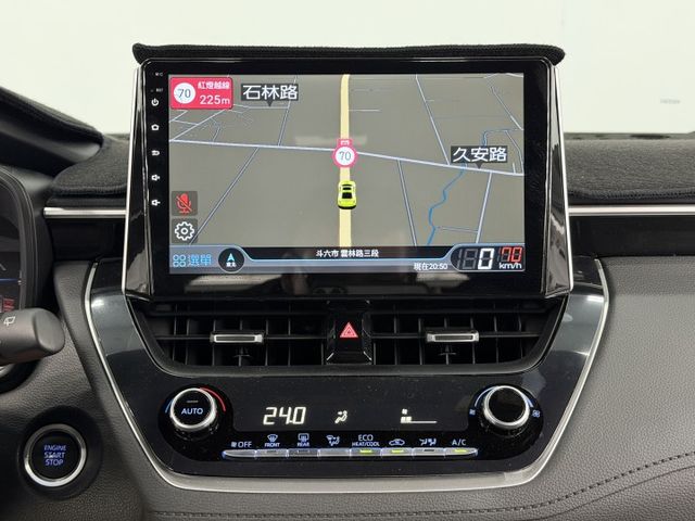 一手媽媽自用漂亮車，認證原鈑件保證，只實跑2萬多公里，原廠保養里程保證，內外如新，可以全額貸款，歡迎賞車  第13張相片