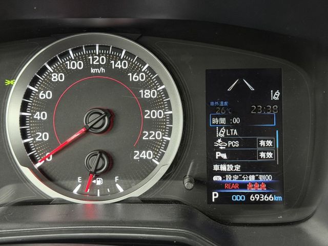 一手認證漂亮車，原鈑件保證，僅實跑6萬多公里，里程保證，豪華版本，熱銷優質小休旅，可以全額貸款，歡迎賞車  第16張相片